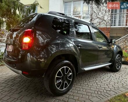 Серый Дачия Duster, объемом двигателя 1.5 л и пробегом 170 тыс. км за 10900 $, фото 5 на Automoto.ua