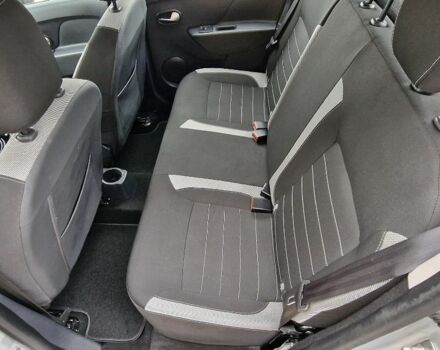 Сірий Дачія Duster, об'ємом двигуна 1.5 л та пробігом 128 тис. км за 8270 $, фото 9 на Automoto.ua