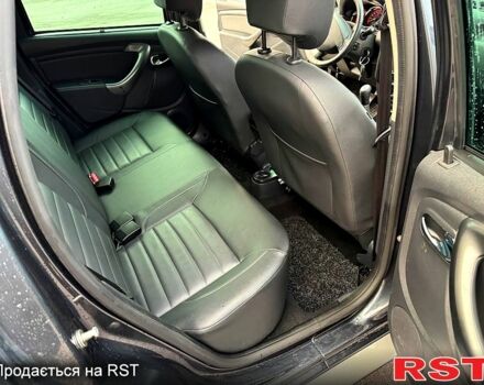 Серый Дачия Duster, объемом двигателя 1.6 л и пробегом 186 тыс. км за 12900 $, фото 9 на Automoto.ua