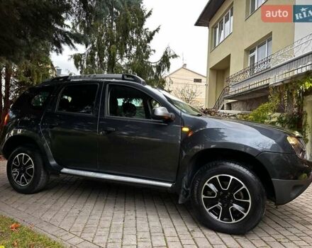 Серый Дачия Duster, объемом двигателя 1.5 л и пробегом 170 тыс. км за 10900 $, фото 4 на Automoto.ua