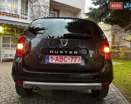 Серый Дачия Duster, объемом двигателя 1.5 л и пробегом 170 тыс. км за 10900 $, фото 3 на Automoto.ua