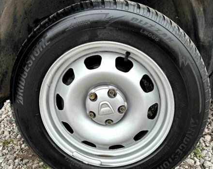 Сірий Дачія Duster, об'ємом двигуна 1.6 л та пробігом 123 тис. км за 10200 $, фото 13 на Automoto.ua