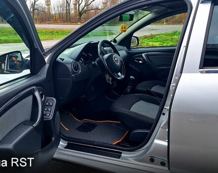 Сірий Дачія Duster, об'ємом двигуна 1.5 л та пробігом 167 тис. км за 11900 $, фото 7 на Automoto.ua