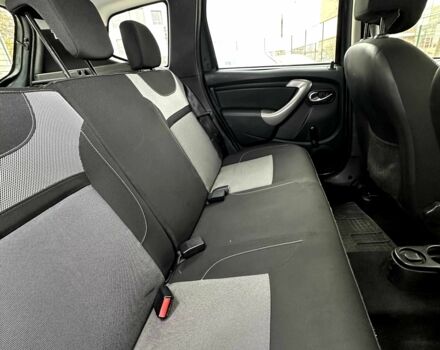 Сірий Дачія Duster, об'ємом двигуна 1.6 л та пробігом 123 тис. км за 10200 $, фото 3 на Automoto.ua