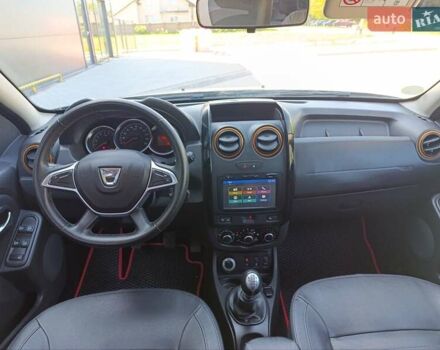 Серый Дачия Duster, объемом двигателя 1.5 л и пробегом 76 тыс. км за 13100 $, фото 15 на Automoto.ua
