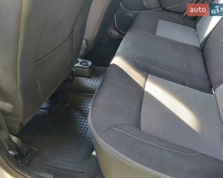Сірий Дачія Duster, об'ємом двигуна 1.5 л та пробігом 140 тис. км за 11700 $, фото 18 на Automoto.ua
