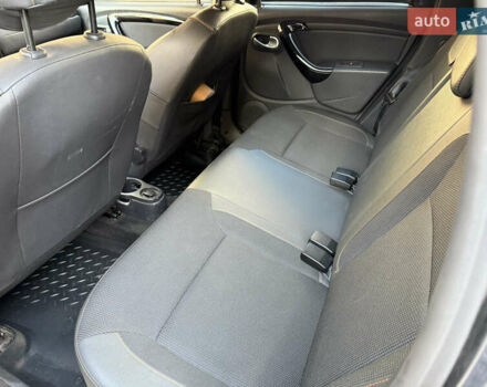 Серый Дачия Duster, объемом двигателя 1.2 л и пробегом 135 тыс. км за 10400 $, фото 13 на Automoto.ua