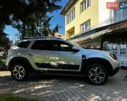 Серый Дачия Duster, объемом двигателя 1.5 л и пробегом 123 тыс. км за 14500 $, фото 3 на Automoto.ua