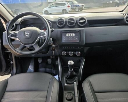 Серый Дачия Duster, объемом двигателя 1.2 л и пробегом 165 тыс. км за 8000 $, фото 17 на Automoto.ua