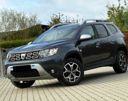 Серый Дачия Duster, объемом двигателя 1.5 л и пробегом 79 тыс. км за 10000 $, фото 1 на Automoto.ua