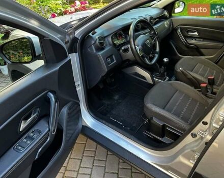 Серый Дачия Duster, объемом двигателя 1.5 л и пробегом 123 тыс. км за 14500 $, фото 12 на Automoto.ua