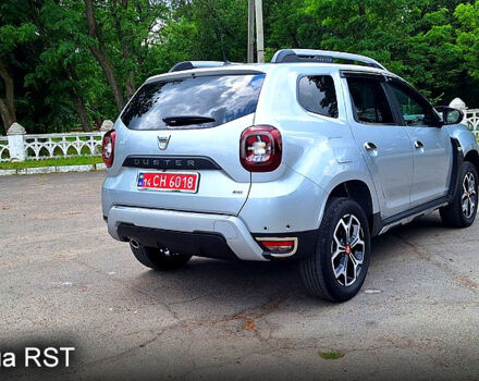 Серый Дачия Duster, объемом двигателя 1.5 л и пробегом 30 тыс. км за 17950 $, фото 3 на Automoto.ua
