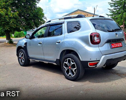 Серый Дачия Duster, объемом двигателя 1.5 л и пробегом 30 тыс. км за 17950 $, фото 4 на Automoto.ua