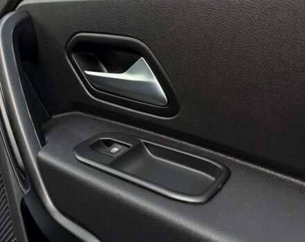Серый Дачия Duster, объемом двигателя 0 л и пробегом 110 тыс. км за 11750 $, фото 13 на Automoto.ua