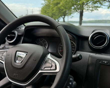 Серый Дачия Duster, объемом двигателя 0 л и пробегом 110 тыс. км за 11750 $, фото 17 на Automoto.ua