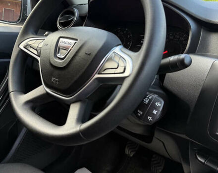 Серый Дачия Duster, объемом двигателя 0 л и пробегом 110 тыс. км за 11750 $, фото 9 на Automoto.ua