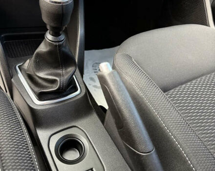 Серый Дачия Duster, объемом двигателя 0 л и пробегом 110 тыс. км за 11750 $, фото 15 на Automoto.ua