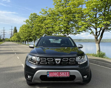 Серый Дачия Duster, объемом двигателя 0 л и пробегом 110 тыс. км за 11750 $, фото 3 на Automoto.ua