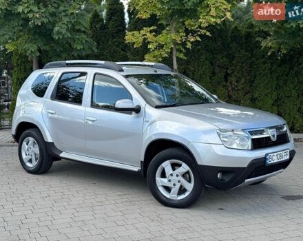 Серый Дачия Duster, объемом двигателя 1.6 л и пробегом 220 тыс. км за 7700 $, фото 1 на Automoto.ua