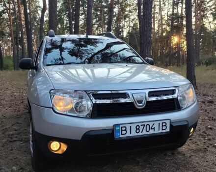 Серый Дачия Duster, объемом двигателя 1.6 л и пробегом 235 тыс. км за 7960 $, фото 1 на Automoto.ua