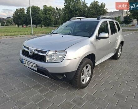 Серый Дачия Duster, объемом двигателя 1.6 л и пробегом 169 тыс. км за 8200 $, фото 1 на Automoto.ua
