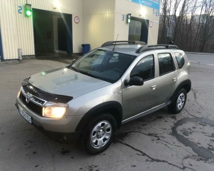 Серый Дачия Duster, объемом двигателя 1.5 л и пробегом 140 тыс. км за 8200 $, фото 1 на Automoto.ua
