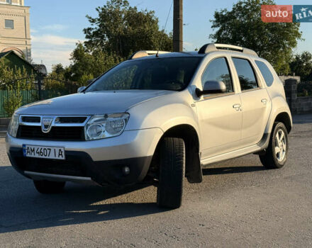 Серый Дачия Duster, объемом двигателя 1.5 л и пробегом 270 тыс. км за 7200 $, фото 1 на Automoto.ua