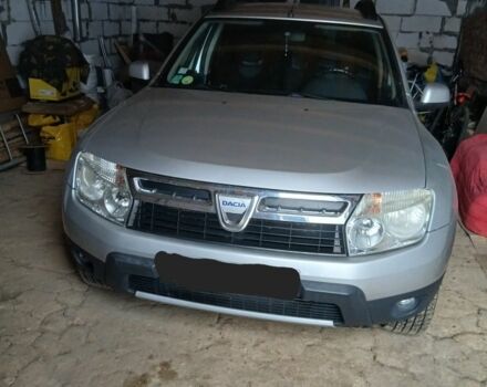 Серый Дачия Duster, объемом двигателя 0 л и пробегом 290 тыс. км за 8200 $, фото 1 на Automoto.ua