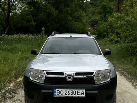 Сірий Дачія Duster, об'ємом двигуна 1.5 л та пробігом 220 тис. км за 9000 $, фото 1 на Automoto.ua