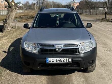 Дачія Duster 2011 у Буске на Automoto.ua Сірий Дачія Duster, об'ємом двигуна 1.6 л та пробігом 191 тис. км за 7300 $, фото 1 на Automoto.ua