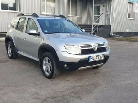 Серый Дачия Duster, объемом двигателя 1.6 л и пробегом 123 тыс. км за 9500 $, фото 1 на Automoto.ua