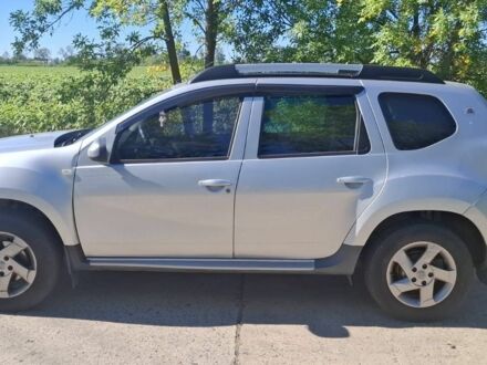 Серый Дачия Duster, объемом двигателя 1.6 л и пробегом 208 тыс. км за 11012 $, фото 1 на Automoto.ua