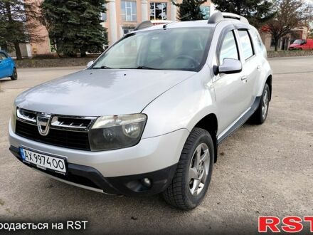 Сірий Дачія Duster, об'ємом двигуна 1.5 л та пробігом 249 тис. км за 8900 $, фото 1 на Automoto.ua