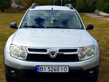 Серый Дачия Duster, объемом двигателя 1.6 л и пробегом 188 тыс. км за 8900 $, фото 1 на Automoto.ua
