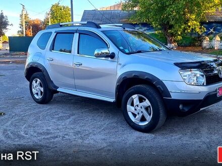 Дачия Duster 2012 в Новоархангельске на Automoto.ua Серый Дачия Duster, объемом двигателя 1.5 л и пробегом 180 тыс. км за 9900 $, фото 1 на Automoto.ua
