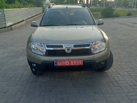 Серый Дачия Duster, объемом двигателя 0 л и пробегом 106 тыс. км за 9600 $, фото 1 на Automoto.ua