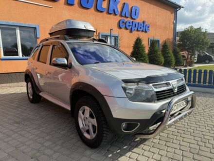 Сірий Дачія Duster, об'ємом двигуна 1.5 л та пробігом 210 тис. км за 10084 $, фото 1 на Automoto.ua