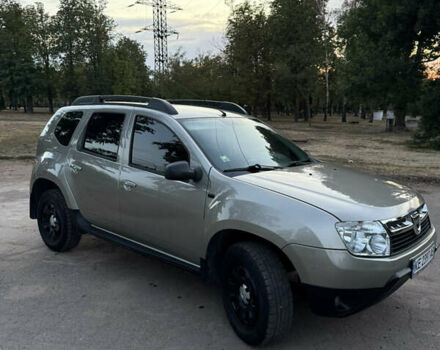 Сірий Дачія Duster, об'ємом двигуна 1.6 л та пробігом 250 тис. км за 7599 $, фото 1 на Automoto.ua