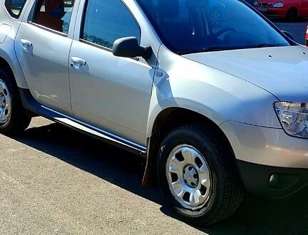 Дачія Duster 2012 у Харкові на Automoto.ua Сірий Дачія Duster, об'ємом двигуна 16 л та пробігом 180 тис. км за 8500 $, фото 1 на Automoto.ua