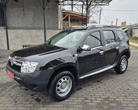 Серый Дачия Duster, объемом двигателя 1.6 л и пробегом 220 тыс. км за 8999 $, фото 1 на Automoto.ua