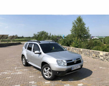 Серый Дачия Duster, объемом двигателя 1.5 л и пробегом 160 тыс. км за 8200 $, фото 1 на Automoto.ua