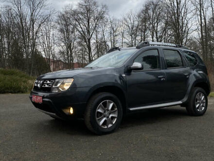 Серый Дачия Duster, объемом двигателя 1.5 л и пробегом 216 тыс. км за 10499 $, фото 1 на Automoto.ua