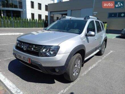 Серый Дачия Duster, объемом двигателя 1.5 л и пробегом 175 тыс. км за 9800 $, фото 1 на Automoto.ua