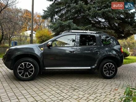 Серый Дачия Duster, объемом двигателя 1.5 л и пробегом 170 тыс. км за 10900 $, фото 1 на Automoto.ua