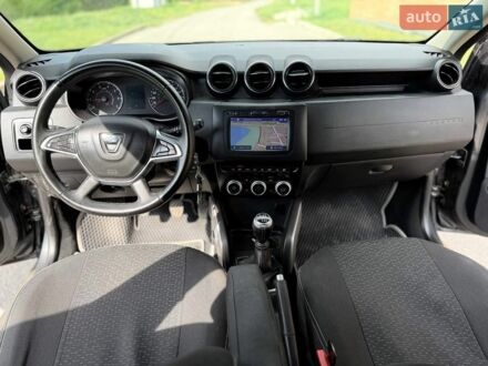 Серый Дачия Duster, объемом двигателя 1.46 л и пробегом 222 тыс. км за 14500 $, фото 1 на Automoto.ua