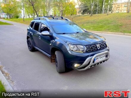 Серый Дачия Duster, объемом двигателя 1.5 л и пробегом 217 тыс. км за 15700 $, фото 1 на Automoto.ua