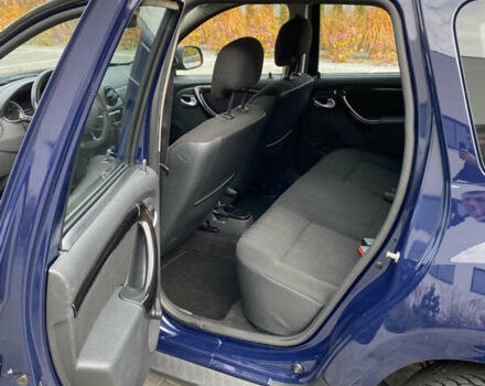 Синій Дачія Duster, об'ємом двигуна 1.6 л та пробігом 254 тис. км за 8300 $, фото 9 на Automoto.ua