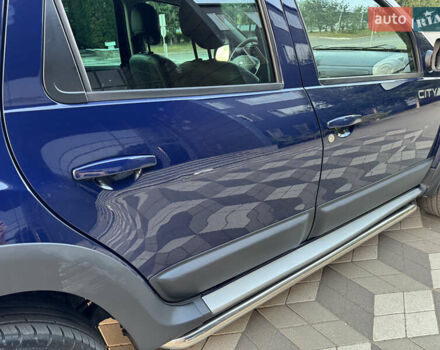 Синий Дачия Duster, объемом двигателя 1.6 л и пробегом 190 тыс. км за 9500 $, фото 13 на Automoto.ua