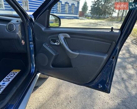Синий Дачия Duster, объемом двигателя 1.6 л и пробегом 148 тыс. км за 12400 $, фото 24 на Automoto.ua