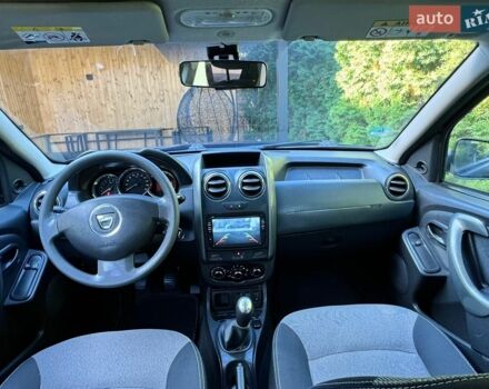 Синій Дачія Duster, об'ємом двигуна 1.6 л та пробігом 141 тис. км за 10500 $, фото 17 на Automoto.ua